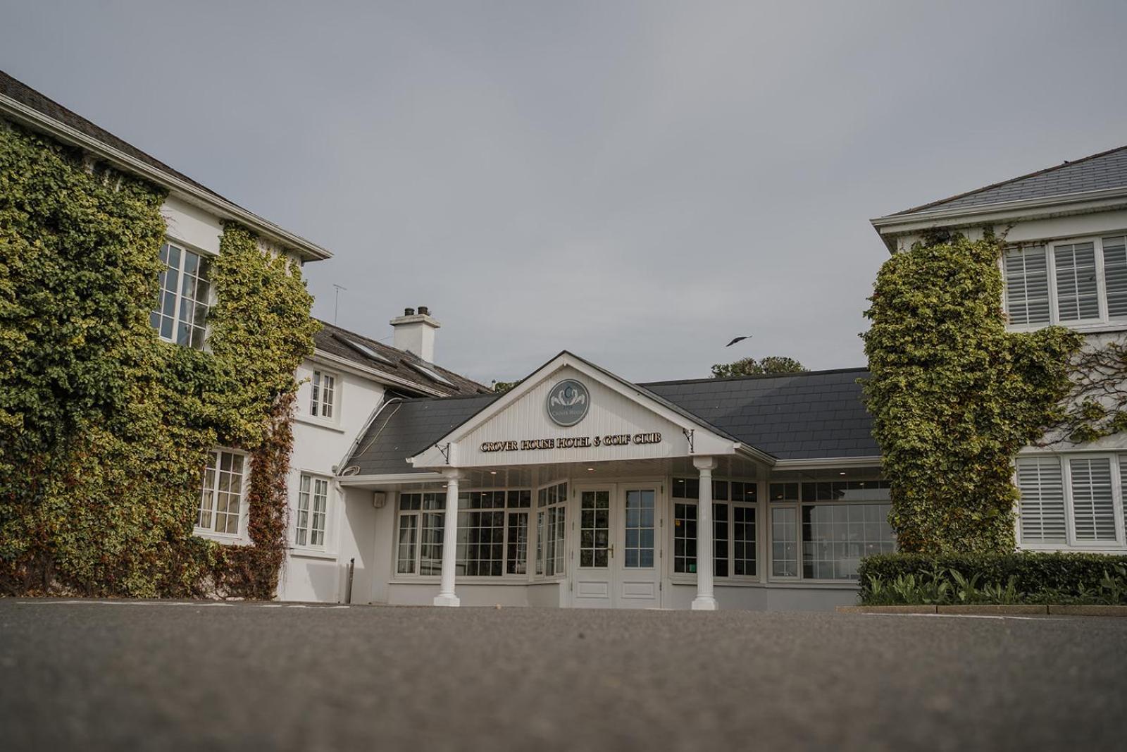 Mountnugent Crover House Hotel & Golf Club מראה חיצוני תמונה